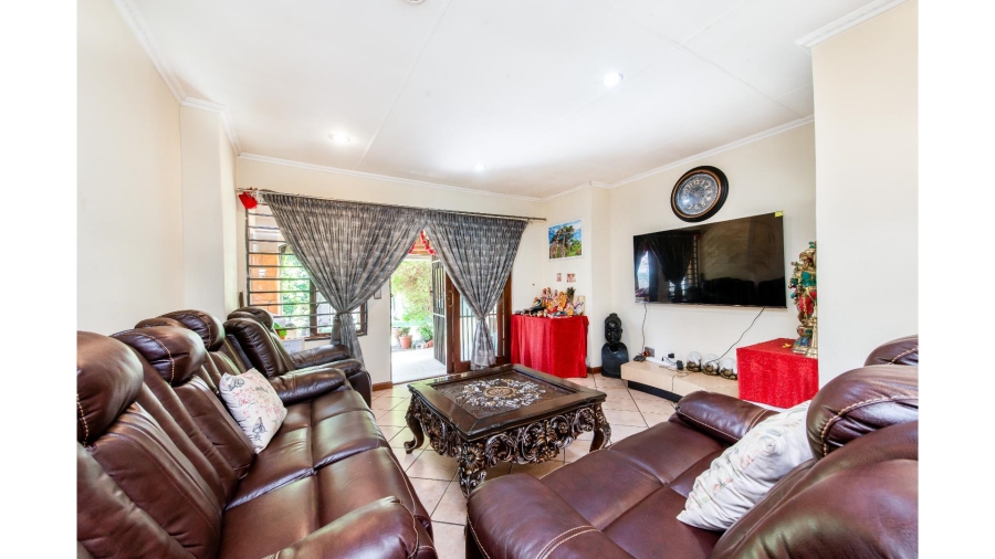 3 Bedroom Property for Sale in Carlswald Gauteng