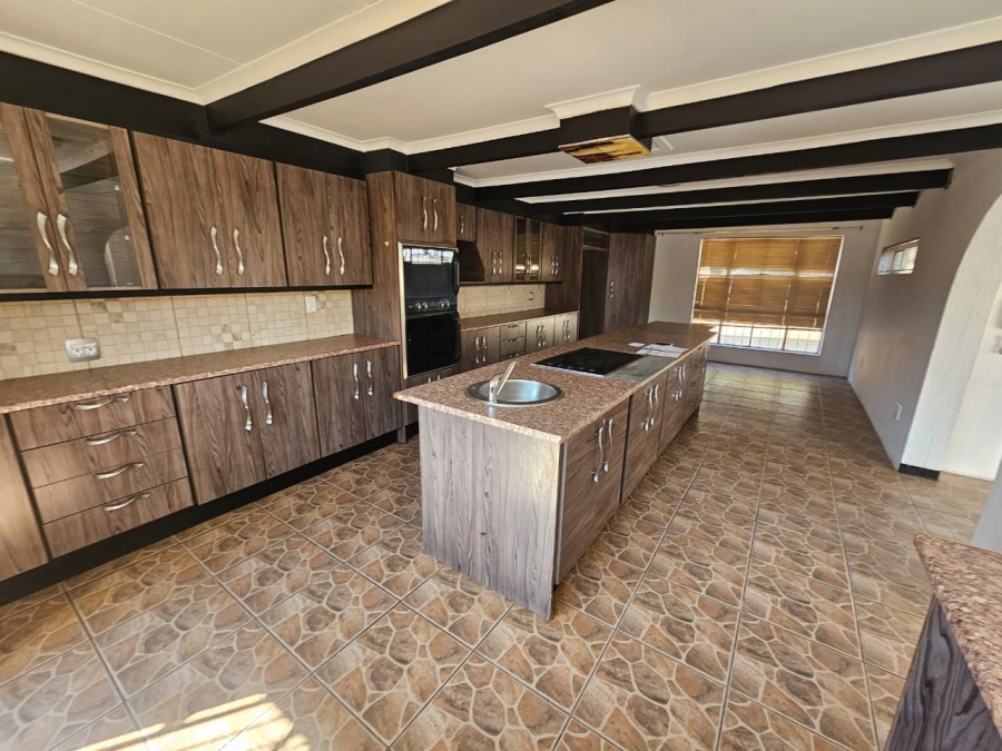 3 Bedroom Property for Sale in Albertsdal Gauteng