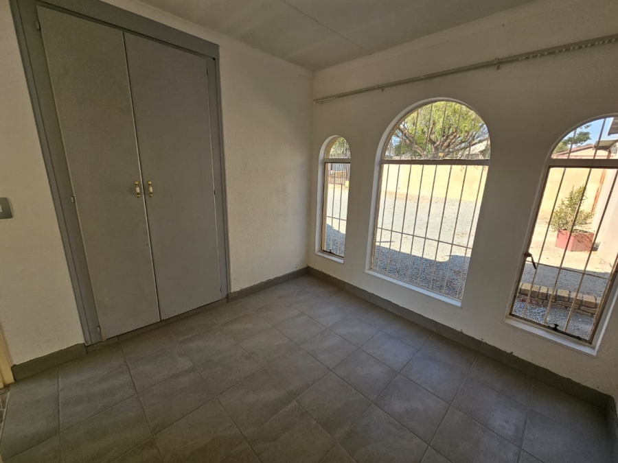3 Bedroom Property for Sale in Albertsdal Gauteng