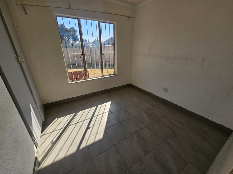 3 Bedroom Property for Sale in Albertsdal Gauteng