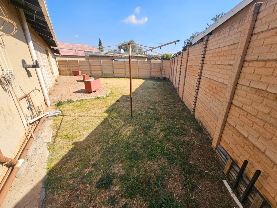 3 Bedroom Property for Sale in Albertsdal Gauteng