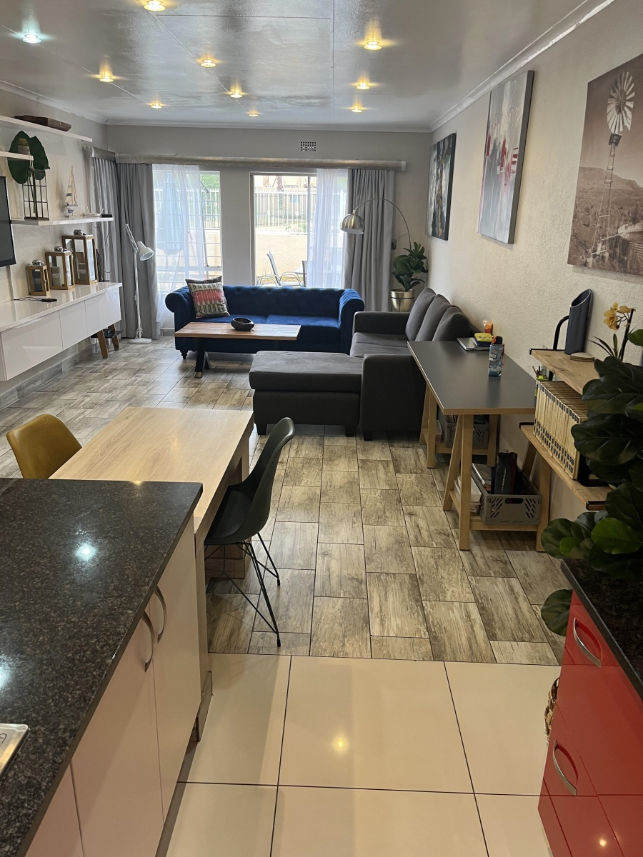 2 Bedroom Property for Sale in Simmerfield Gauteng