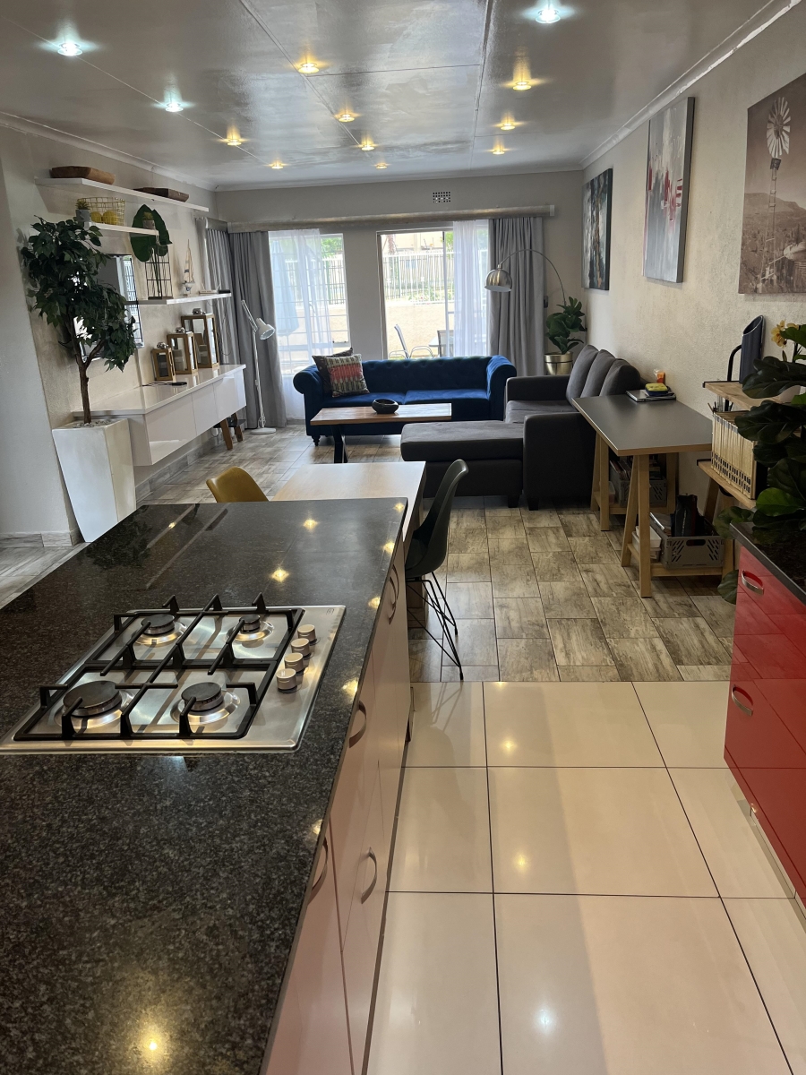 2 Bedroom Property for Sale in Simmerfield Gauteng