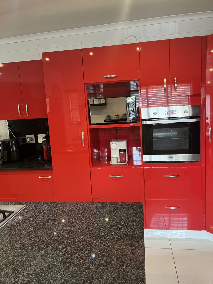 2 Bedroom Property for Sale in Simmerfield Gauteng