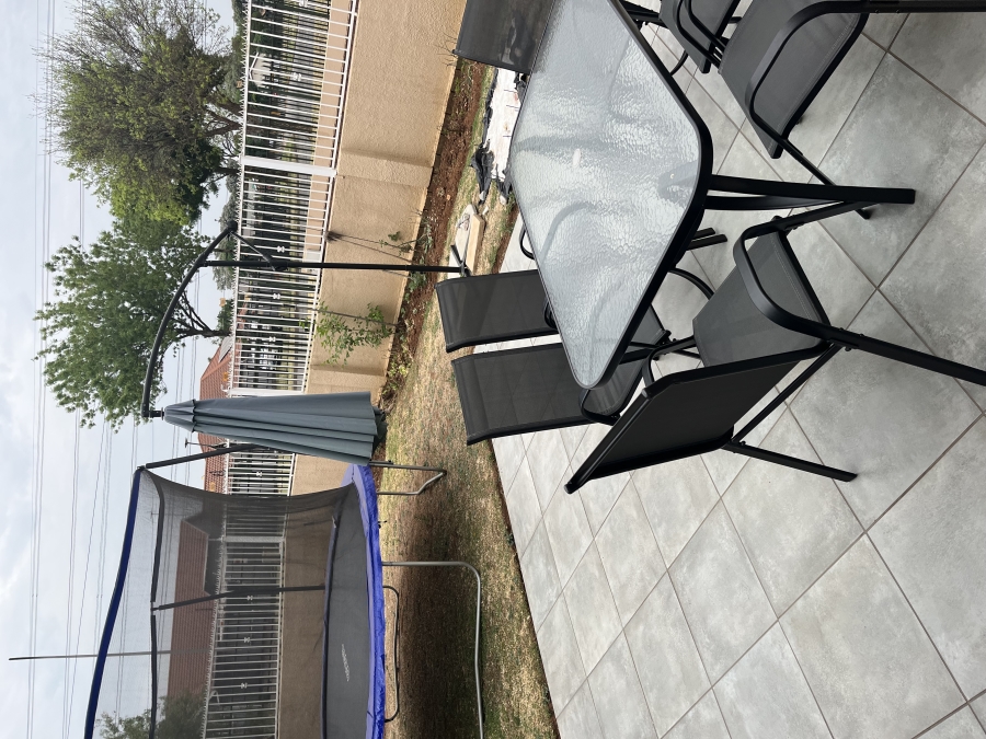 2 Bedroom Property for Sale in Simmerfield Gauteng