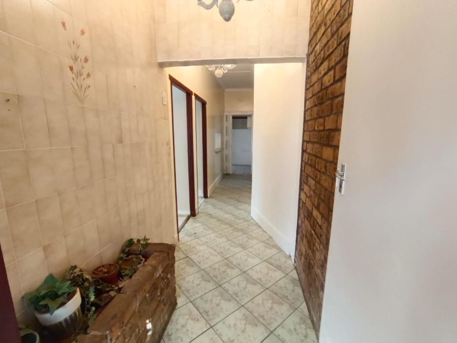 4 Bedroom Property for Sale in Witpoortjie Gauteng