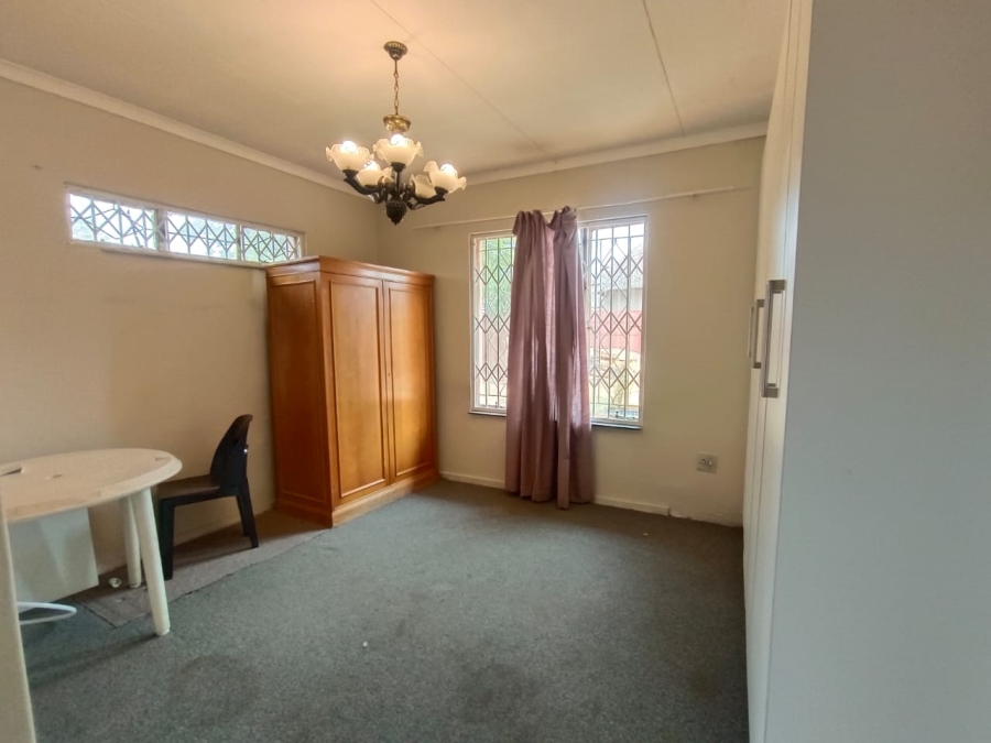 4 Bedroom Property for Sale in Witpoortjie Gauteng