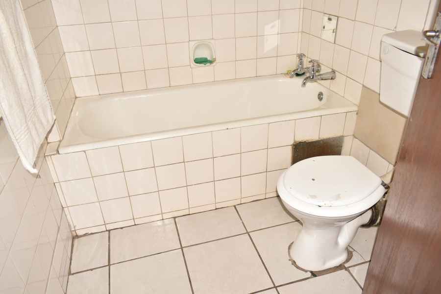2 Bedroom Property for Sale in Sunnyside Gauteng