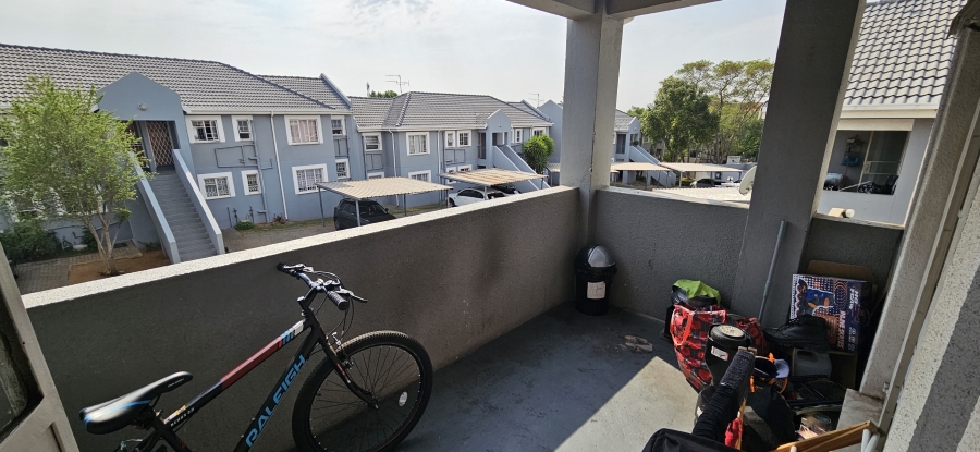2 Bedroom Property for Sale in Meyersdal Gauteng