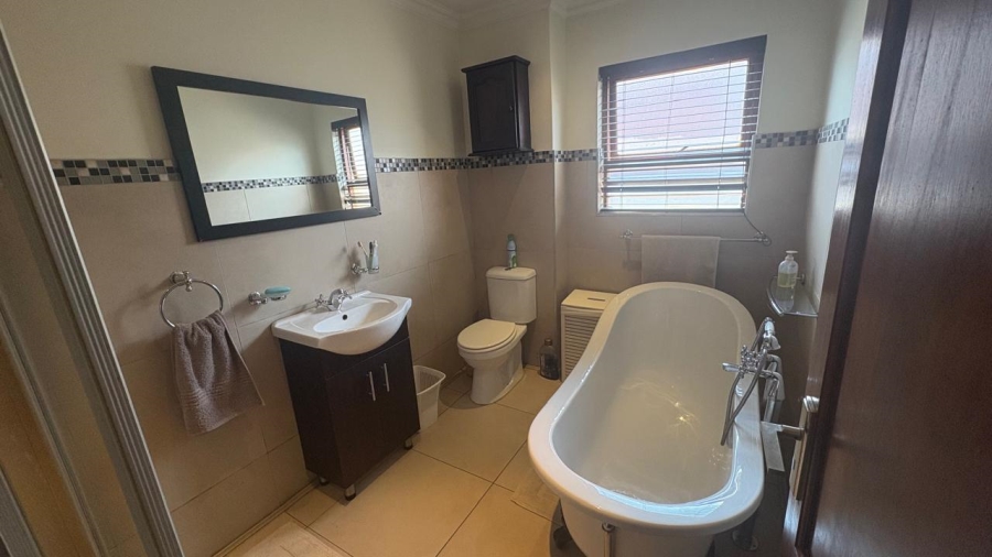 4 Bedroom Property for Sale in Bartlett Gauteng