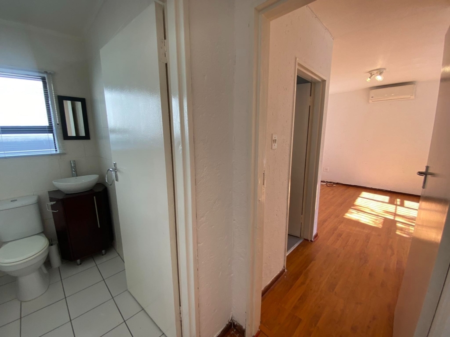 To Let 2 Bedroom Property for Rent in Morningside Gauteng