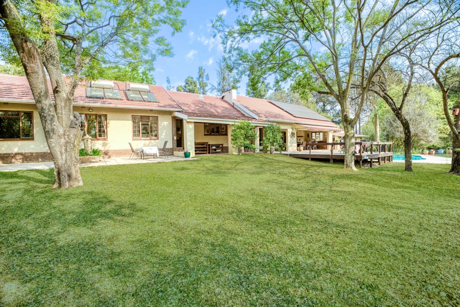 6 Bedroom Property for Sale in Chartwell Gauteng
