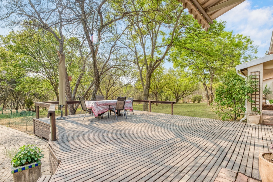 6 Bedroom Property for Sale in Chartwell Gauteng