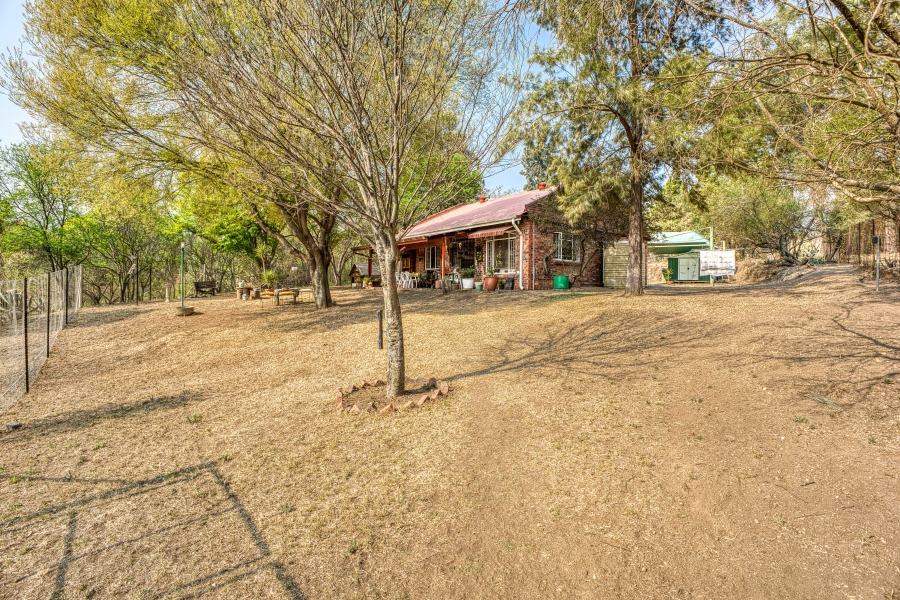 6 Bedroom Property for Sale in Chartwell Gauteng