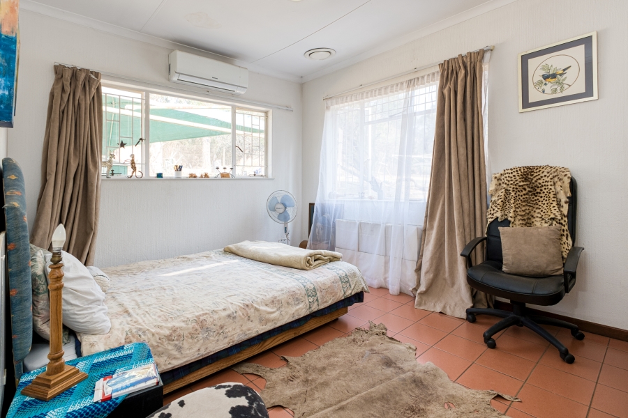 6 Bedroom Property for Sale in Chartwell Gauteng