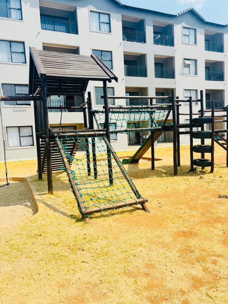 To Let 2 Bedroom Property for Rent in Carlswald Gauteng