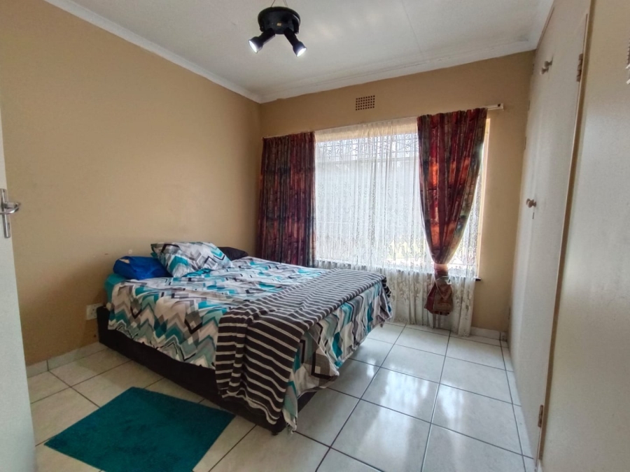4 Bedroom Property for Sale in Discovery Gauteng