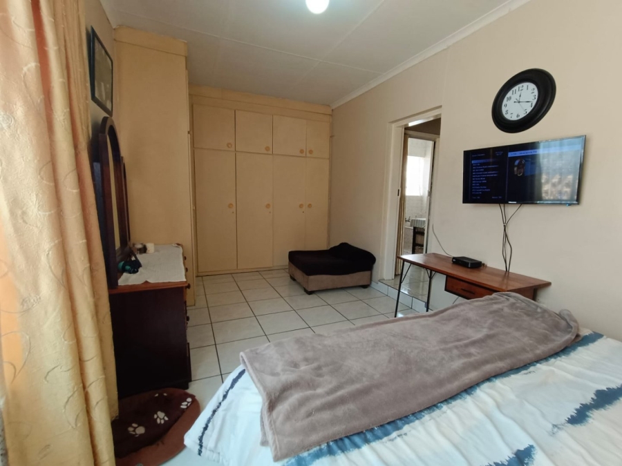 4 Bedroom Property for Sale in Discovery Gauteng