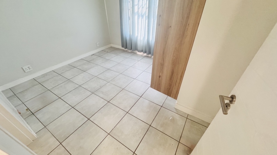 To Let 3 Bedroom Property for Rent in Linbro Park Gauteng