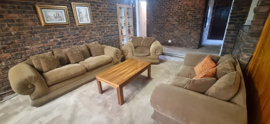3 Bedroom Property for Sale in Kilner Park Gauteng