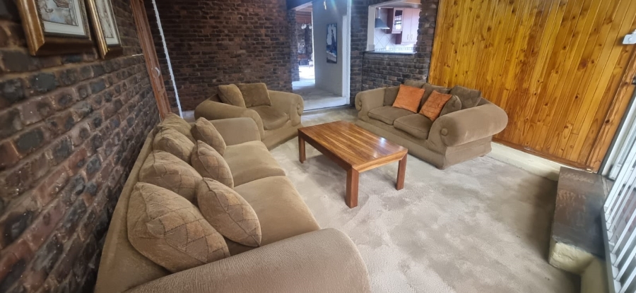 3 Bedroom Property for Sale in Kilner Park Gauteng