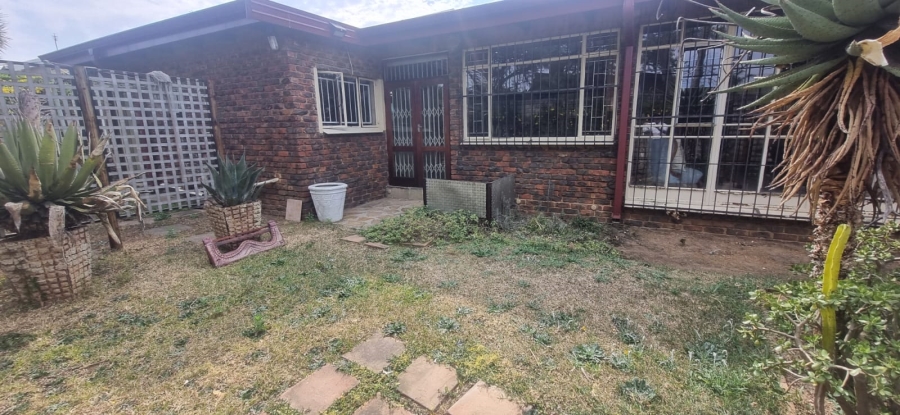 3 Bedroom Property for Sale in Kilner Park Gauteng
