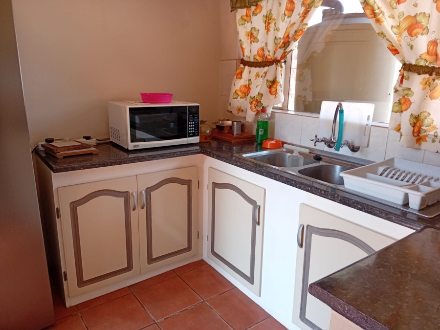 3 Bedroom Property for Sale in Rooihuiskraal Gauteng