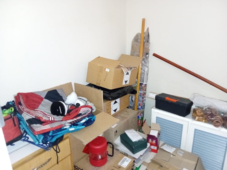 3 Bedroom Property for Sale in Rooihuiskraal Gauteng