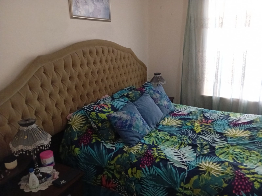 3 Bedroom Property for Sale in Rooihuiskraal Gauteng