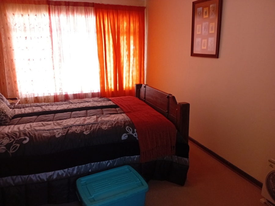 3 Bedroom Property for Sale in Rooihuiskraal Gauteng