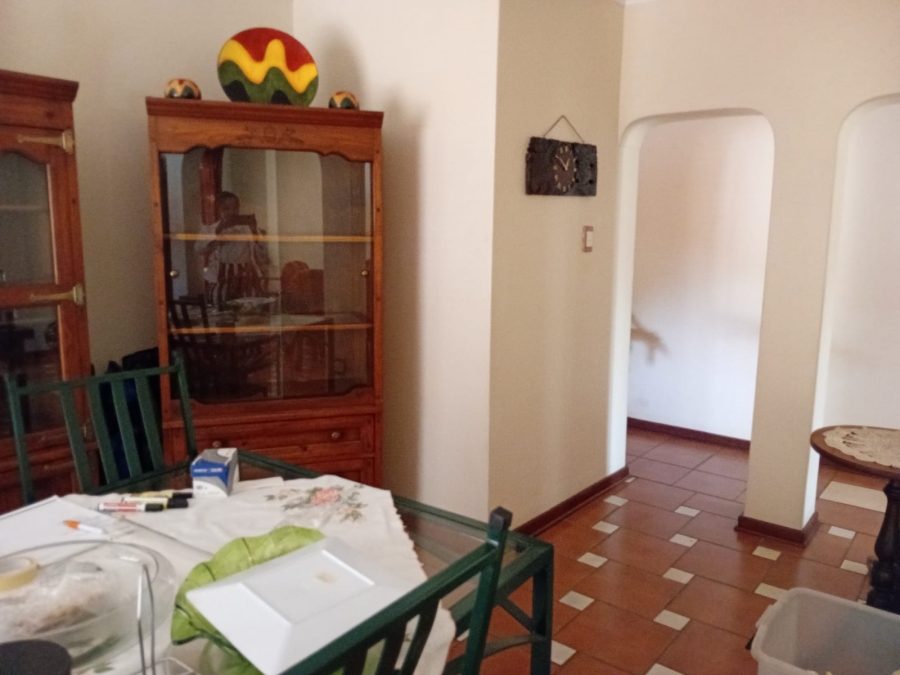 3 Bedroom Property for Sale in Rooihuiskraal Gauteng