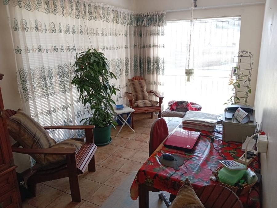 3 Bedroom Property for Sale in Rooihuiskraal Gauteng