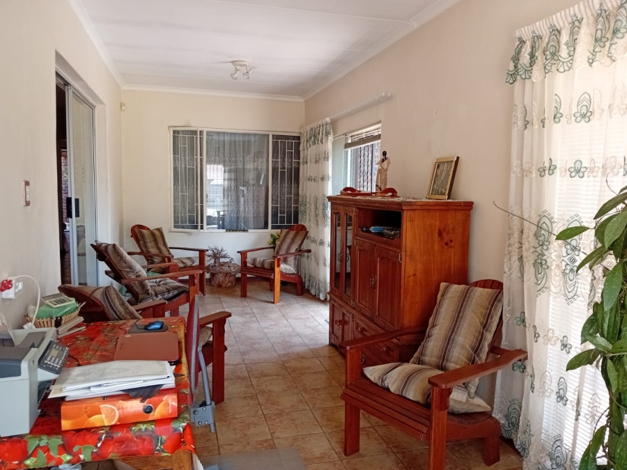 3 Bedroom Property for Sale in Rooihuiskraal Gauteng