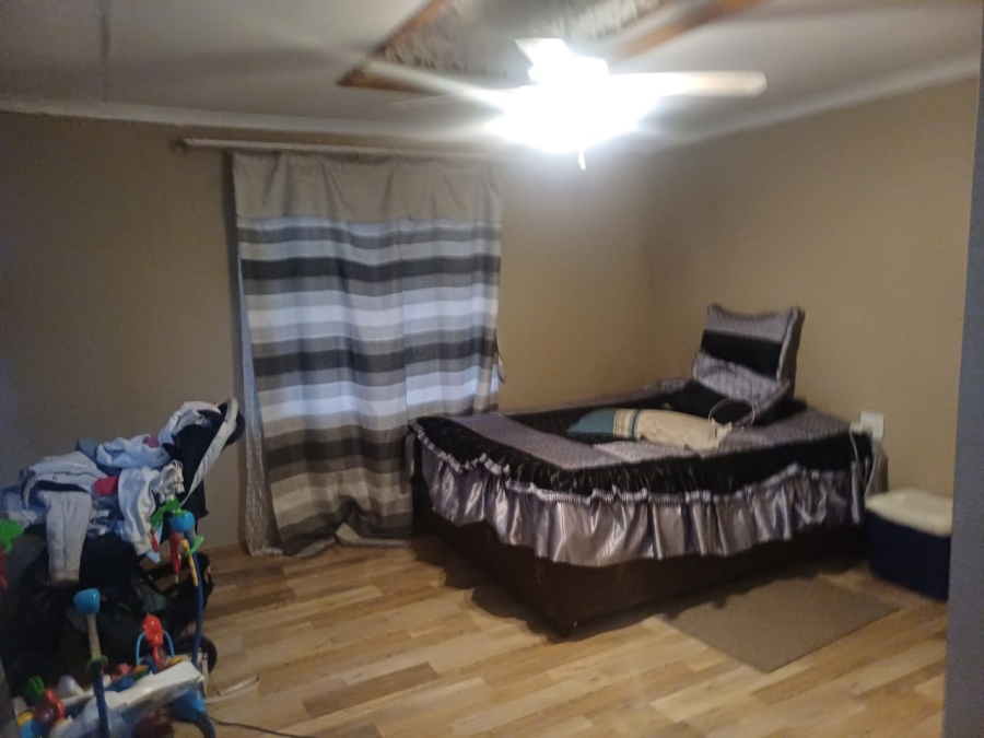 2 Bedroom Property for Sale in Toekomsrus Gauteng