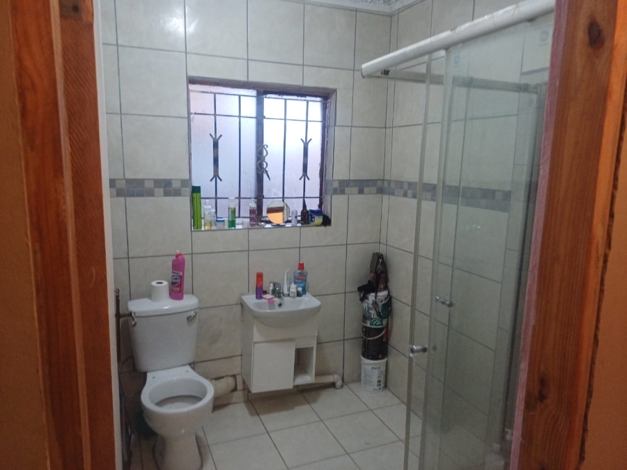 2 Bedroom Property for Sale in Toekomsrus Gauteng
