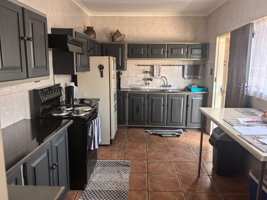 4 Bedroom Property for Sale in Discovery Gauteng