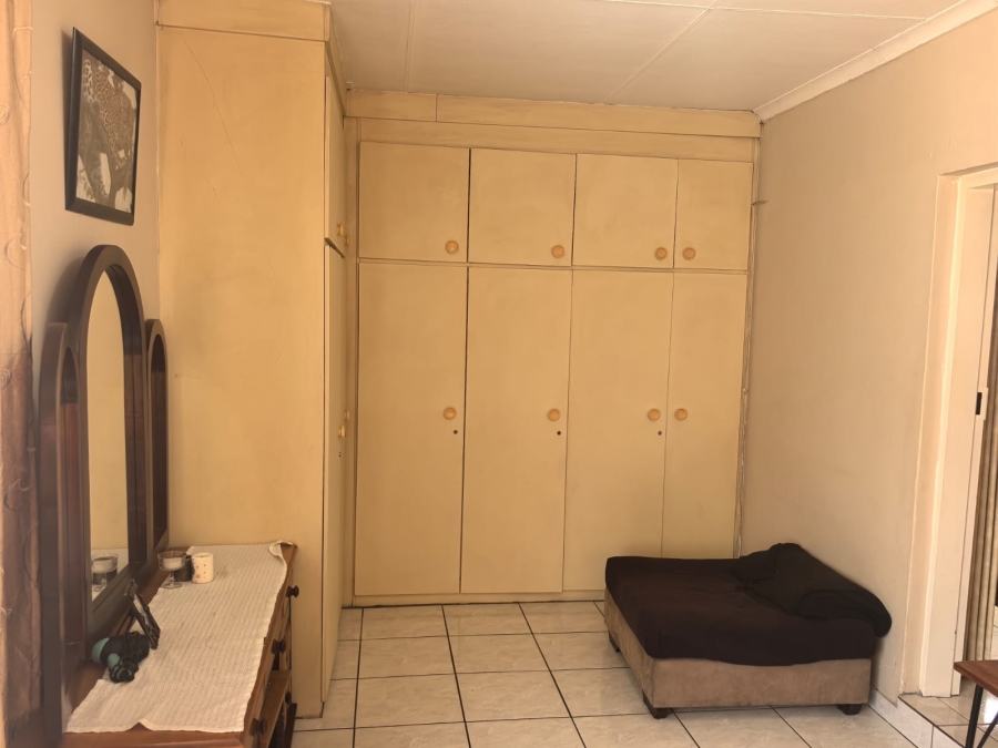 4 Bedroom Property for Sale in Discovery Gauteng
