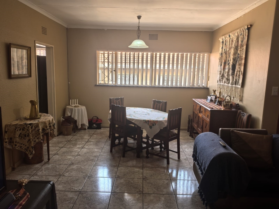 4 Bedroom Property for Sale in Discovery Gauteng
