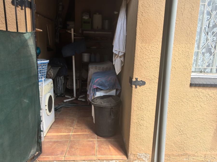 4 Bedroom Property for Sale in Discovery Gauteng