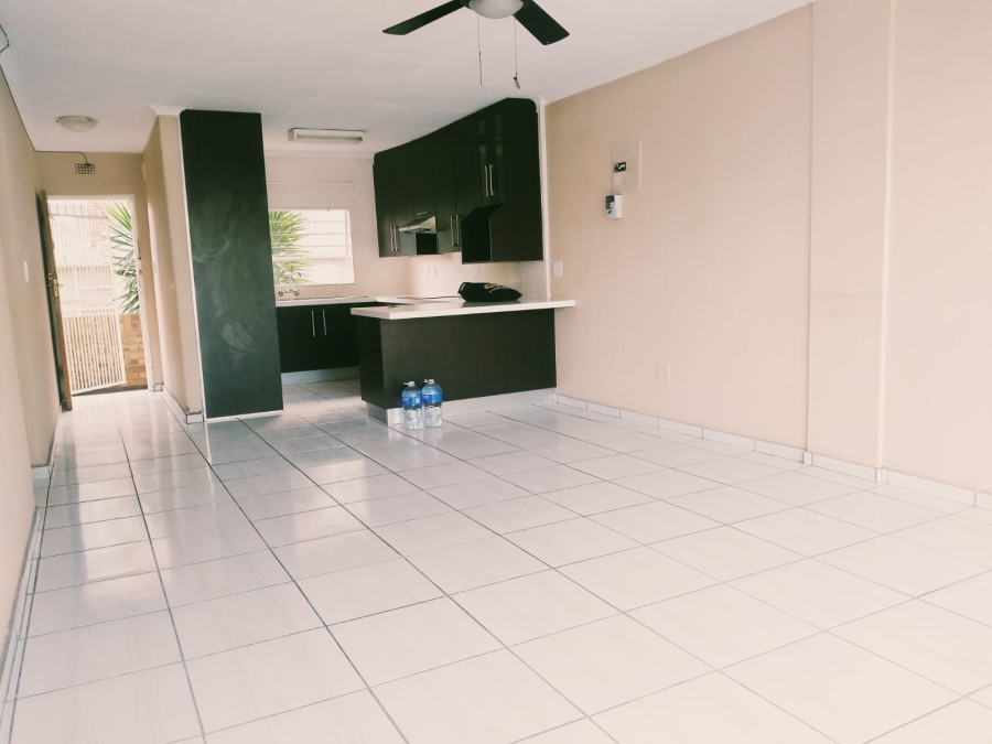 To Let 3 Bedroom Property for Rent in Horison Park Gauteng