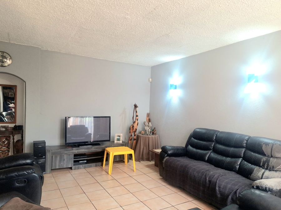 3 Bedroom Property for Sale in Windsor East Gauteng