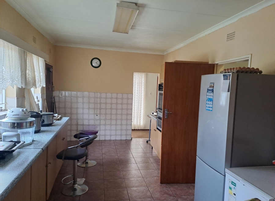 3 Bedroom Property for Sale in Breaunanda Gauteng