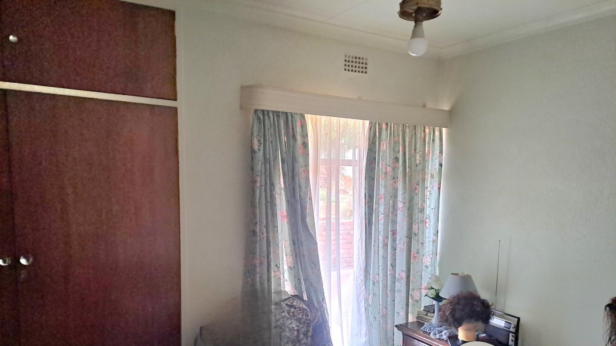 3 Bedroom Property for Sale in Breaunanda Gauteng