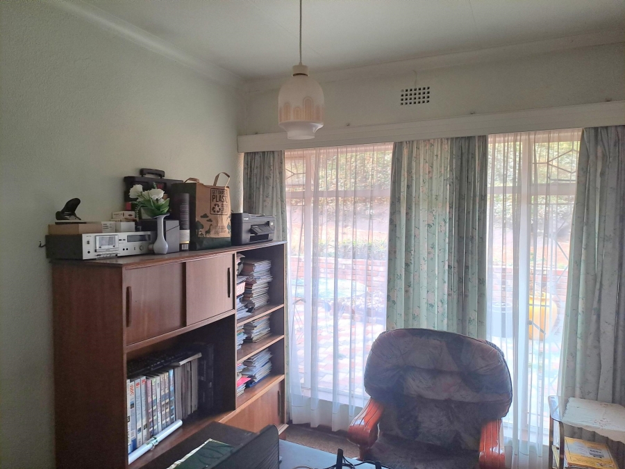 3 Bedroom Property for Sale in Breaunanda Gauteng