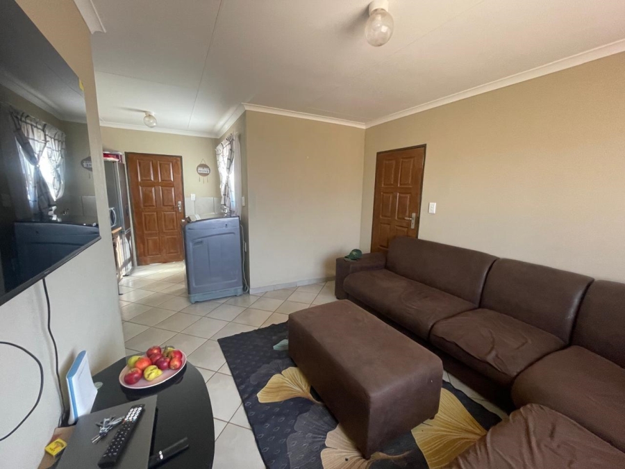 3 Bedroom Property for Sale in Azaadville Gardens Gauteng