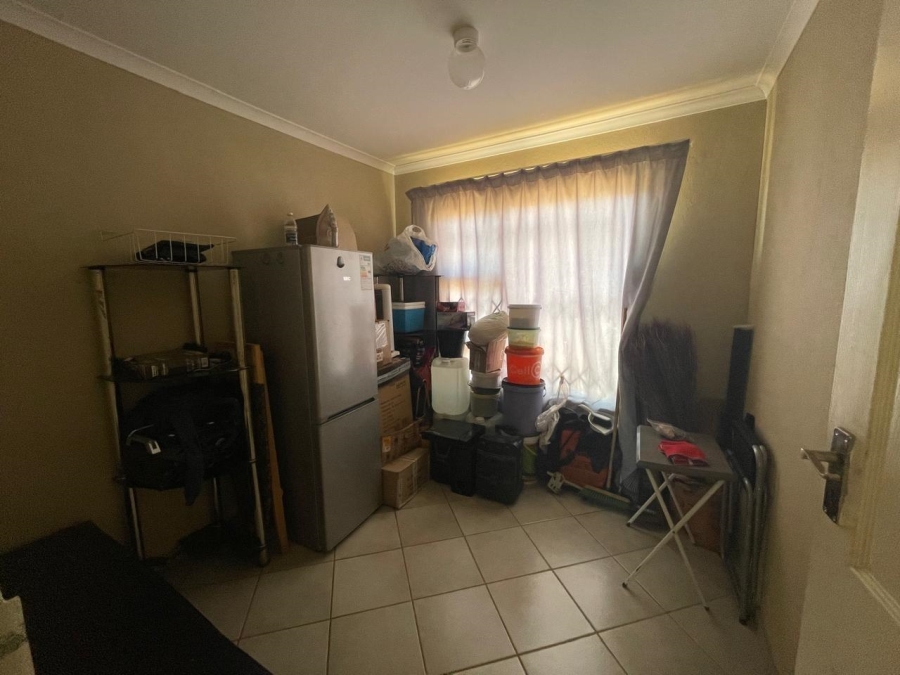 3 Bedroom Property for Sale in Azaadville Gardens Gauteng