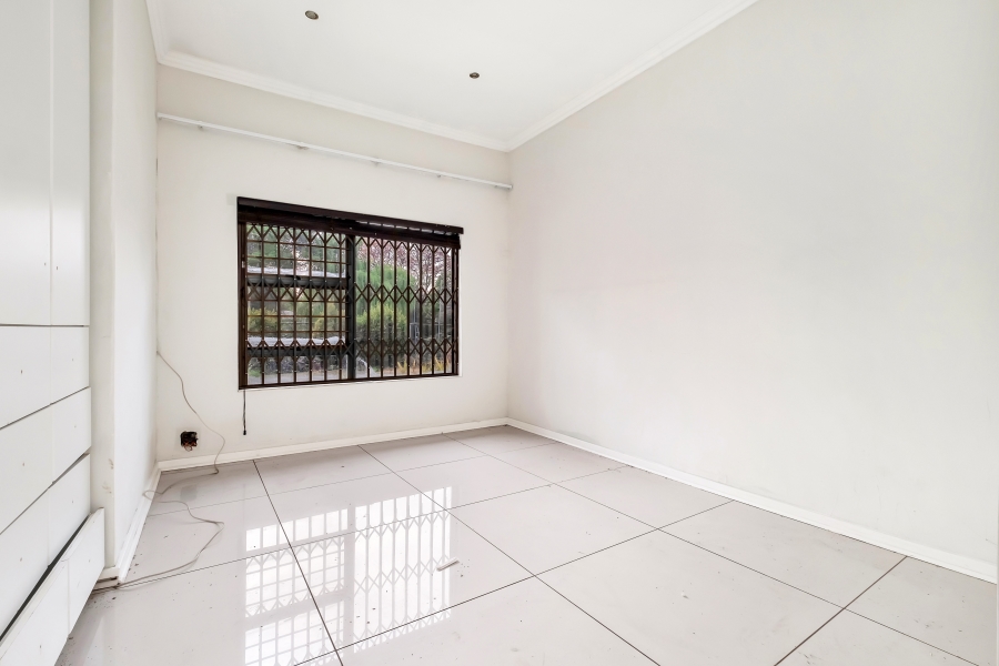 4 Bedroom Property for Sale in Morningside Manor Gauteng