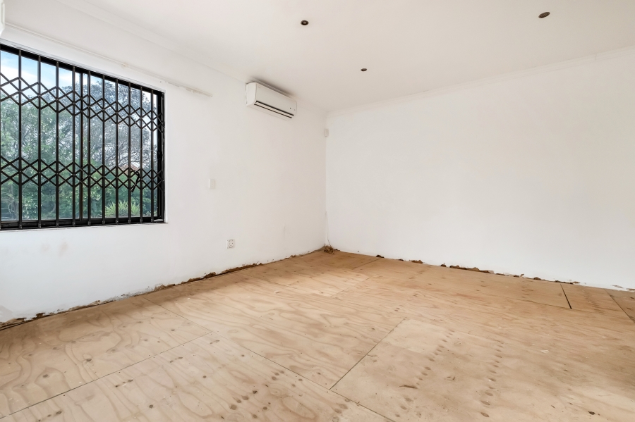 4 Bedroom Property for Sale in Morningside Manor Gauteng