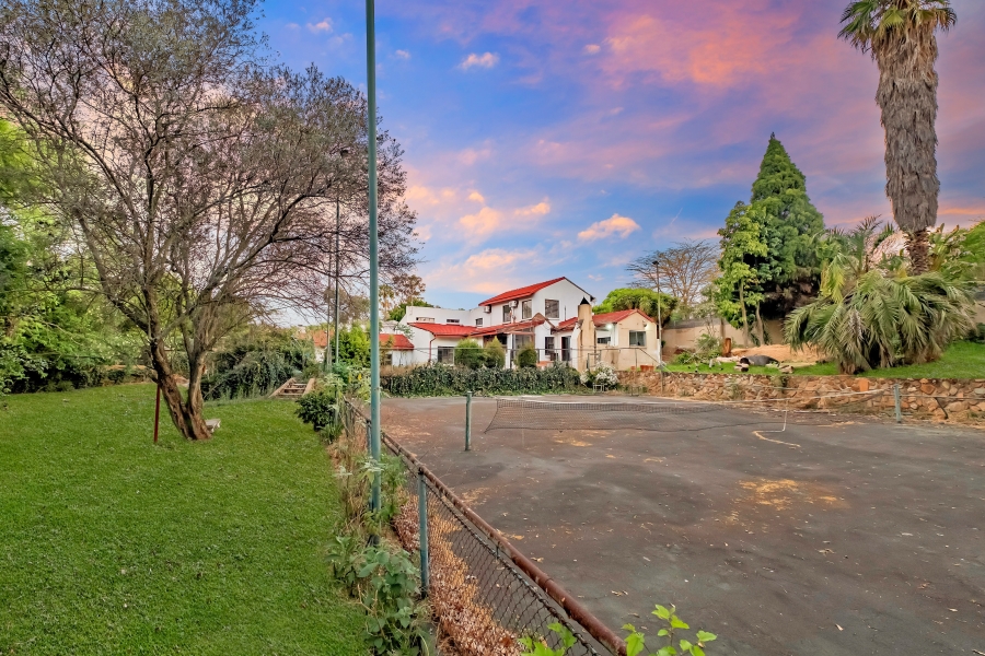 4 Bedroom Property for Sale in Morningside Manor Gauteng