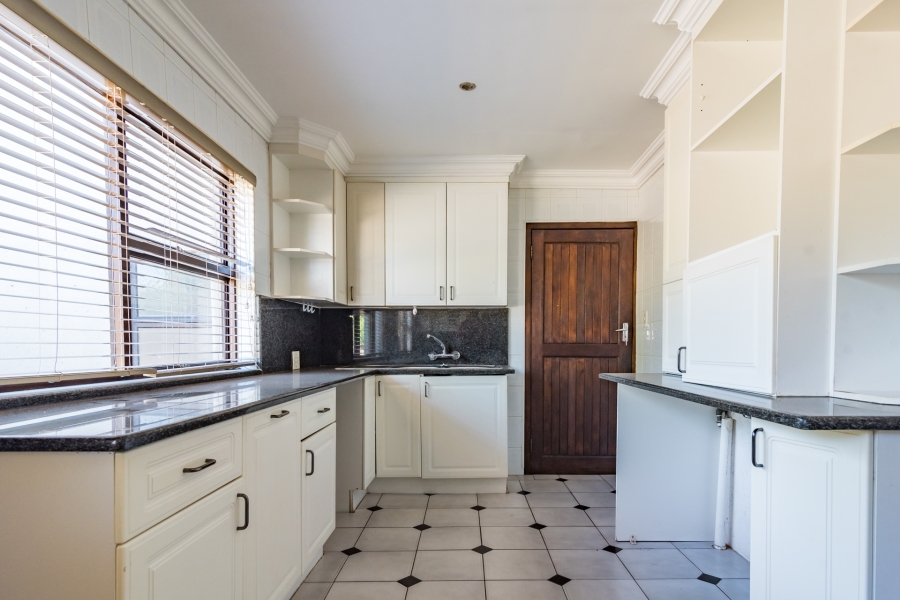 4 Bedroom Property for Sale in Noordheuwel Gauteng